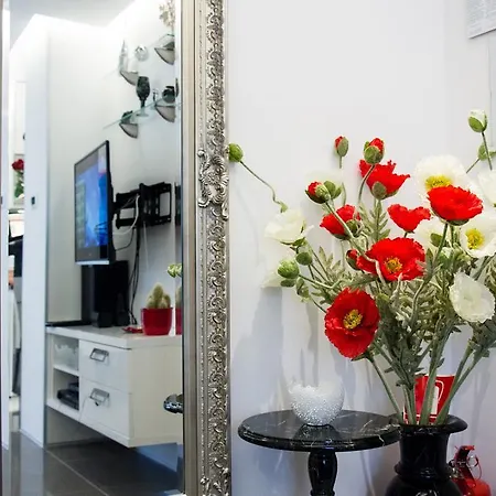 Lady Tania Apartment