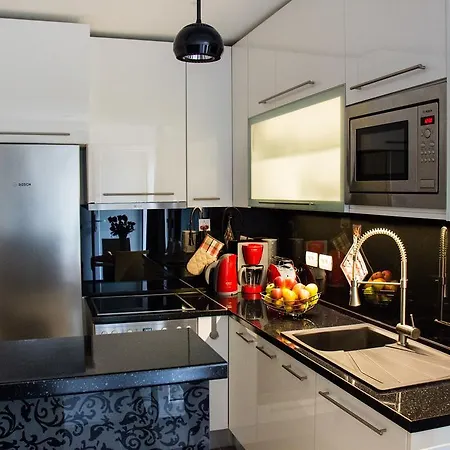 Lady Tania Apartment