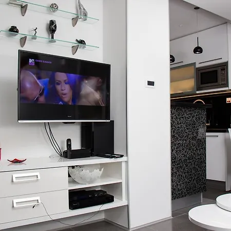 Apartment Lady Tania